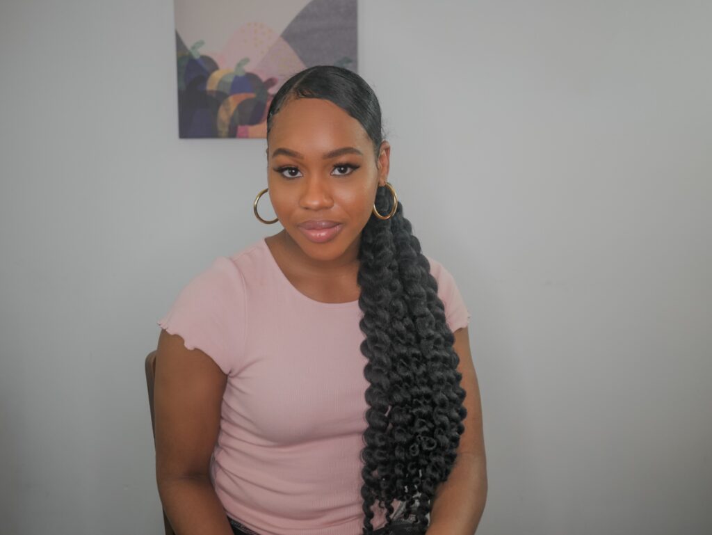 romantic low ponytail styles for natural hair with extensions